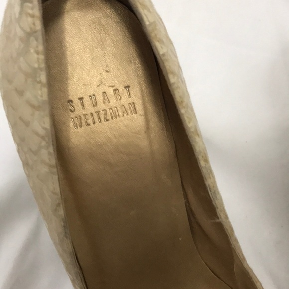 Sale— BOGO. Stuart Weitzman Snake Print Leather Stilettos. - Picture 4 of 8